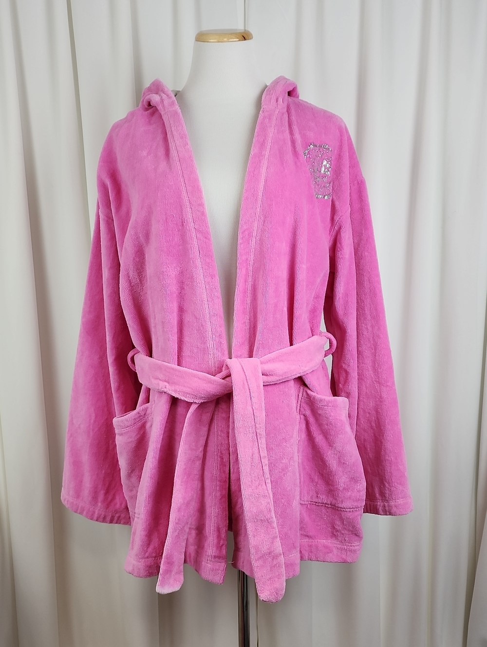 PINK Victoria's Secret Hooded Vintage Robe Pink Size M/L
